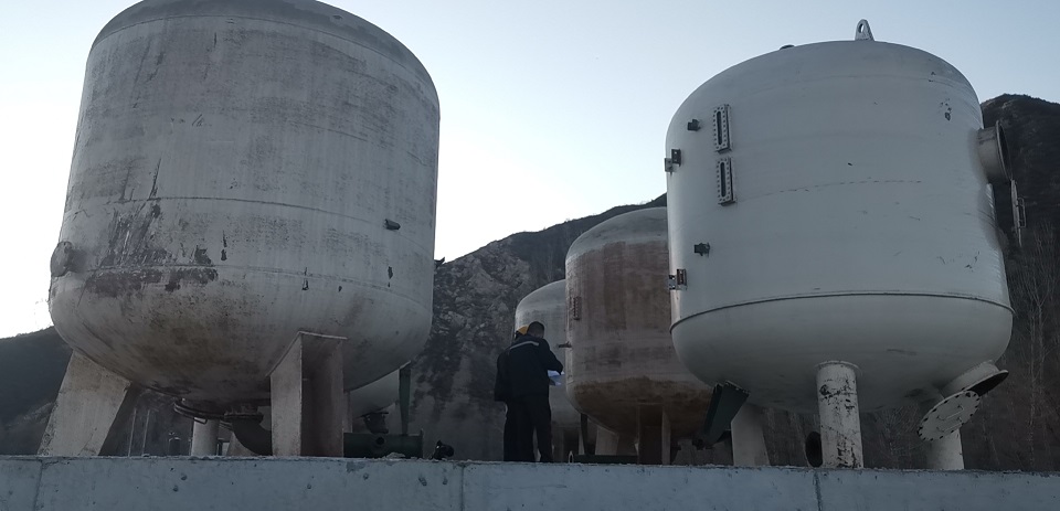 石英砂過(guò)濾器原理圖 石英砂過(guò)濾器原理圖